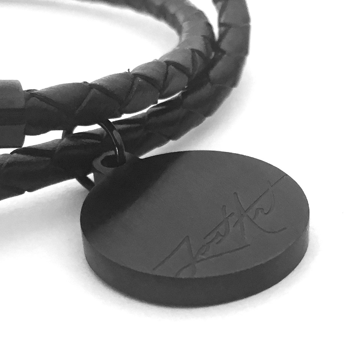 Lost Art Canada - black steel jewellery klone bracelet charm back view